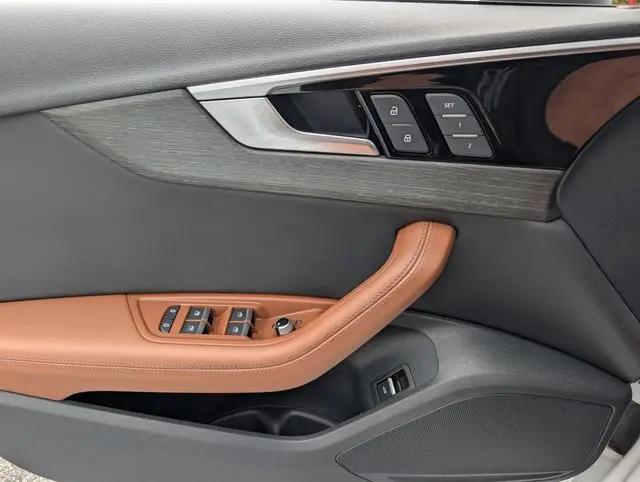 2022 Audi A4 Premium Plus 40 TFSI quattro S tronic