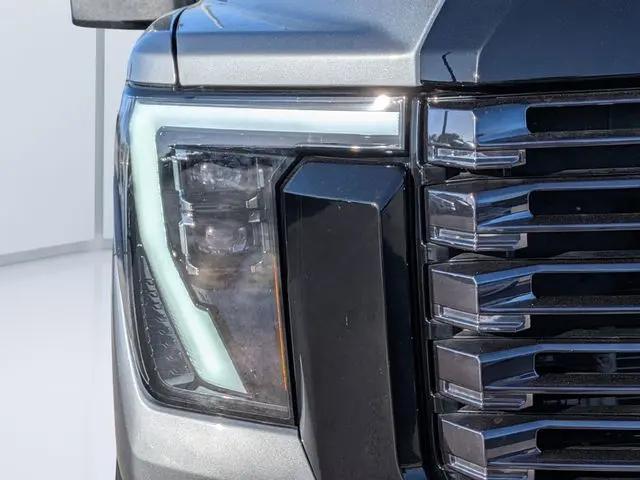 2025 GMC Sierra 2500HD 4WD Crew Cab Standard Bed Denali Ultimate