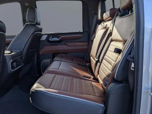 2025 GMC Sierra 2500HD 4WD Crew Cab Standard Bed Denali Ultimate