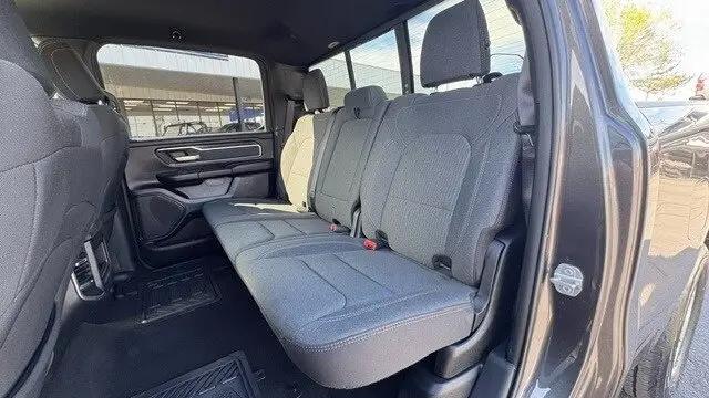 2021 Ram 1500 Big Horn Crew Cab 4x4 6'4" Box