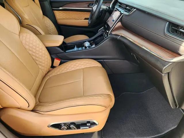 2024 Jeep Grand Cherokee L Summit 4x4