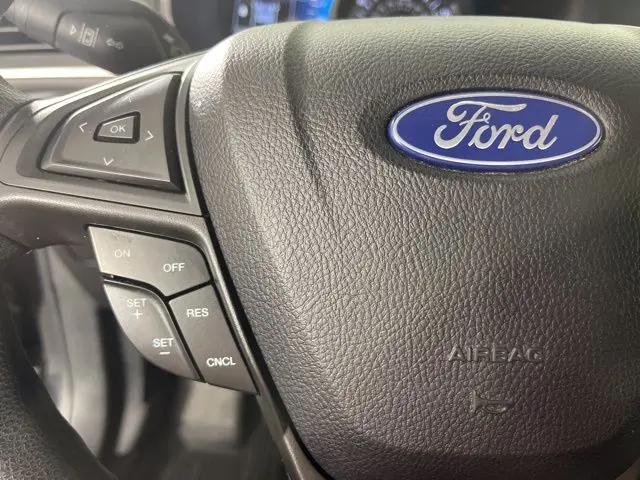 2023 Ford Edge SE
