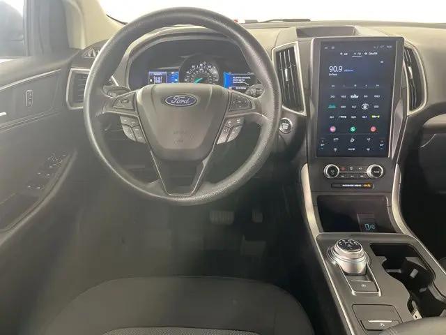 2023 Ford Edge SE