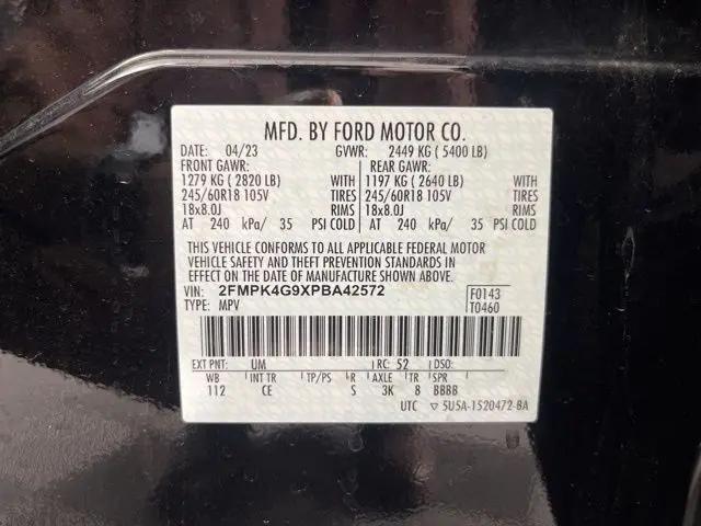 2023 Ford Edge SE