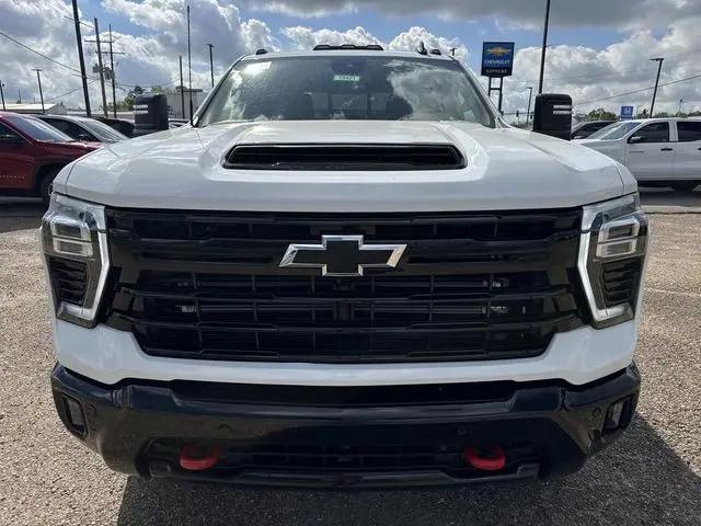 2026 Chevrolet Silverado 2500HD Crew Cab, Standard Bed, LT, 4WD