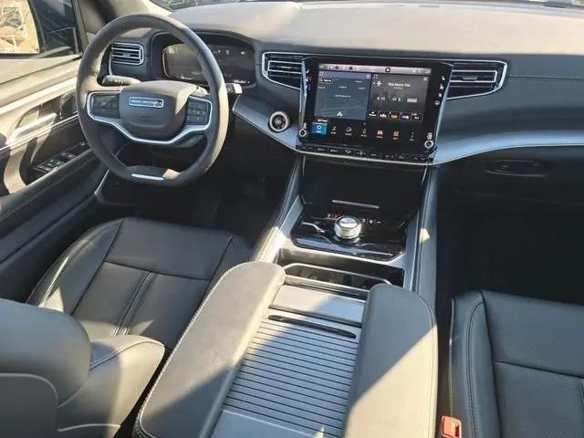 2026 Jeep Grand Wagoneer 4x4