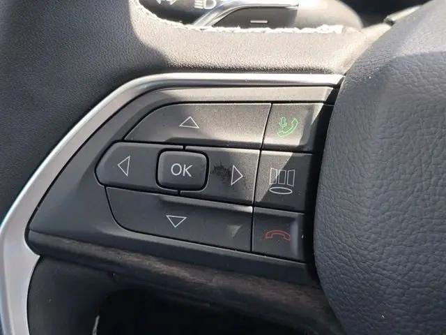 2026 Jeep Grand Cherokee L Altitude 4x4