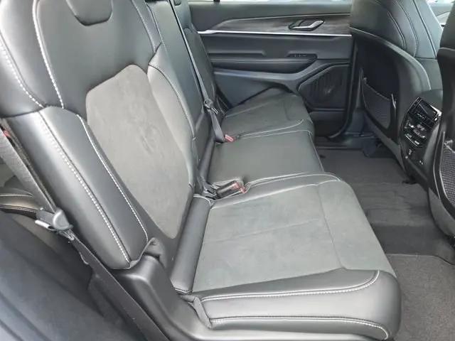 2026 Jeep Grand Cherokee L Altitude 4x4