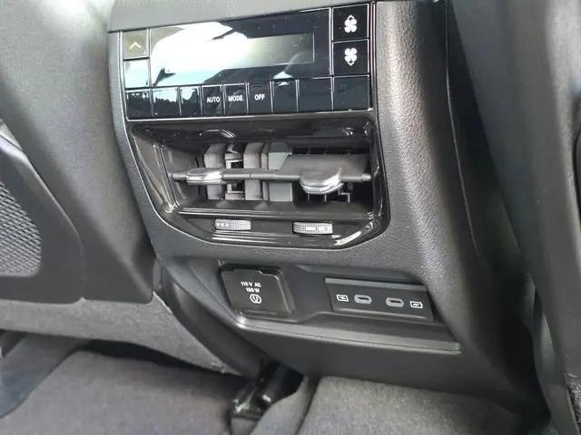 2026 Jeep Grand Cherokee L Altitude 4x4