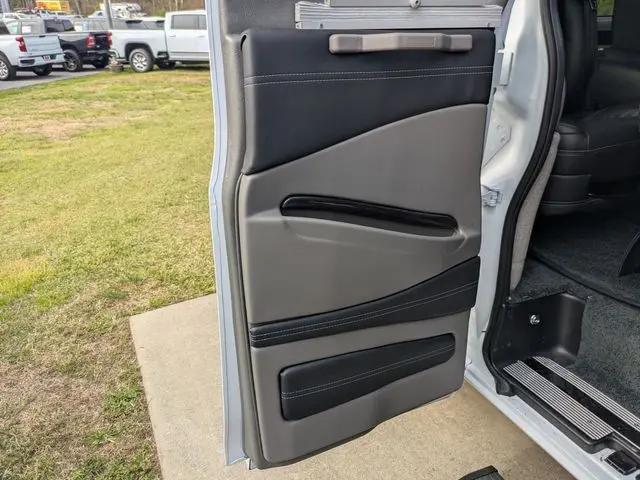 2026 Chevrolet Express Cargo Van 2500 Extended Wheelbase, WT, RWD