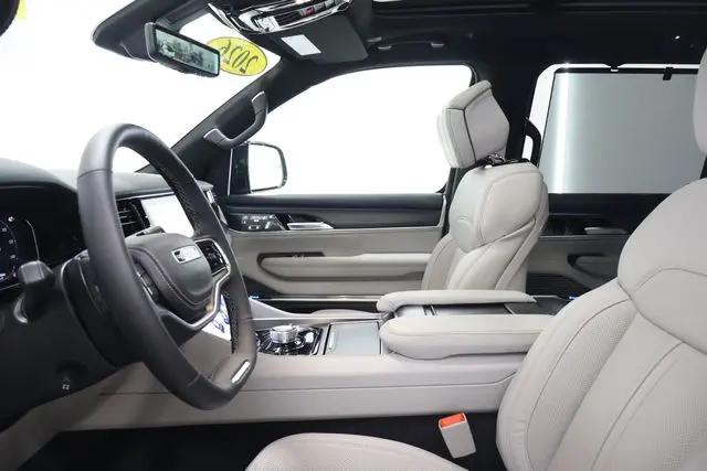 2026 Jeep Grand Wagoneer Summit Obsidian 4x4