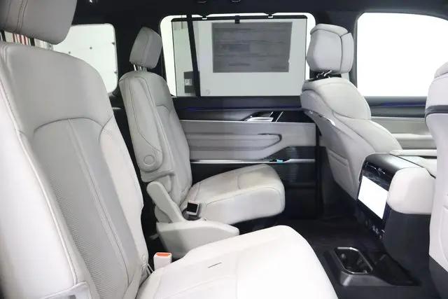 2026 Jeep Grand Wagoneer Summit Obsidian 4x4