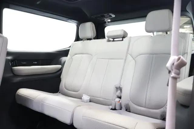 2026 Jeep Grand Wagoneer Summit Obsidian 4x4
