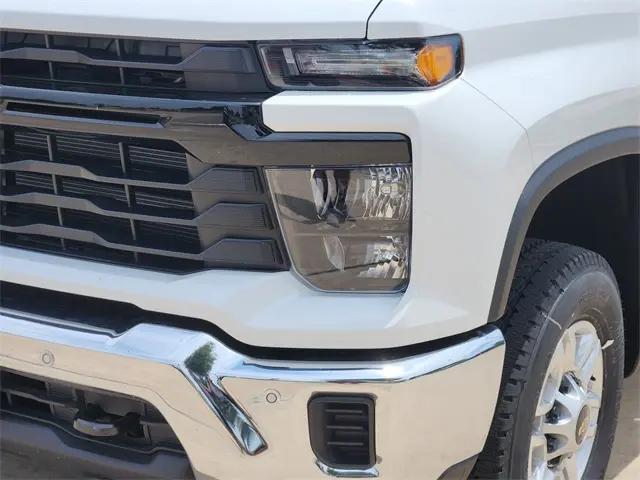 2026 Chevrolet Silverado 2500HD Crew Cab, Long Bed, WT, 4WD