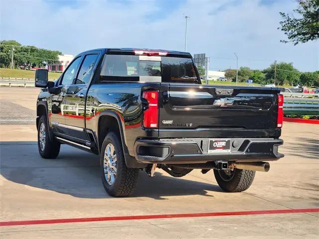 2026 Chevrolet Silverado 2500HD Crew Cab, Standard Bed, High Country, 4WD