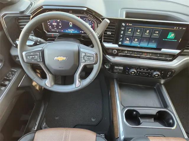 2026 Chevrolet Silverado 2500HD Crew Cab, Standard Bed, High Country, 4WD