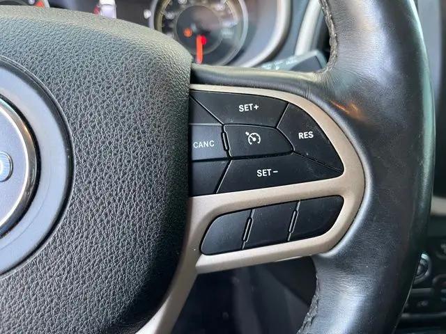 2018 Jeep Cherokee Limited FWD