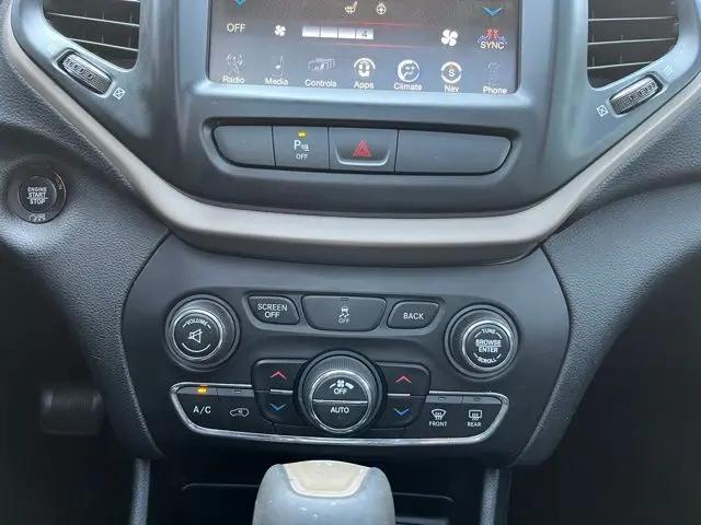 2018 Jeep Cherokee Limited FWD