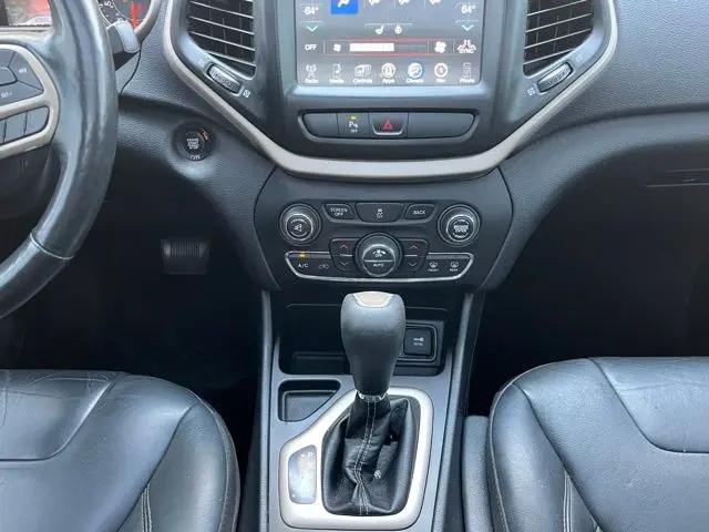2018 Jeep Cherokee Limited FWD