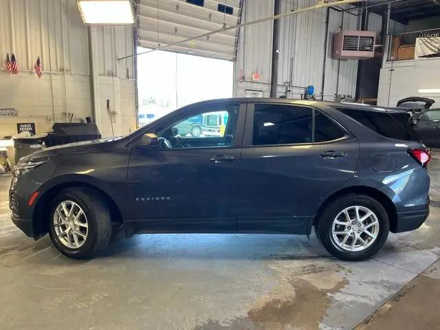 2022 Chevrolet Equinox FWD LS