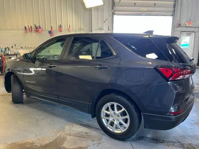 2022 Chevrolet Equinox FWD LS