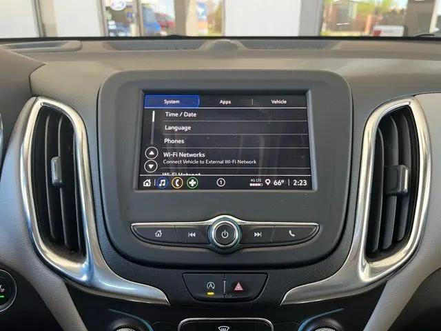 2022 Chevrolet Equinox FWD LS