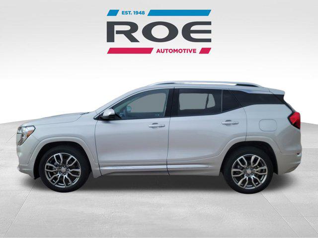 2022 GMC Terrain AWD Denali