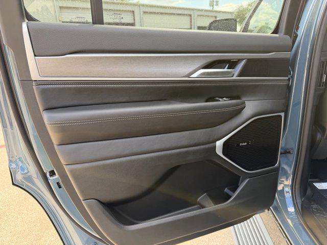 2026 Jeep Grand Wagoneer Limited Altitude 4x4