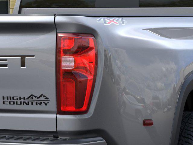 2026 Chevrolet Silverado 3500HD Crew Cab, Long Bed, High Country Dual Rear Wheel, RWD