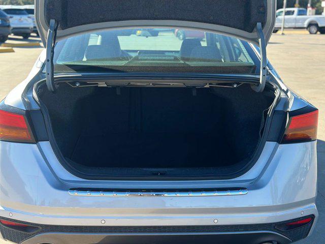 2022 Nissan Altima SR Intelligent AWD