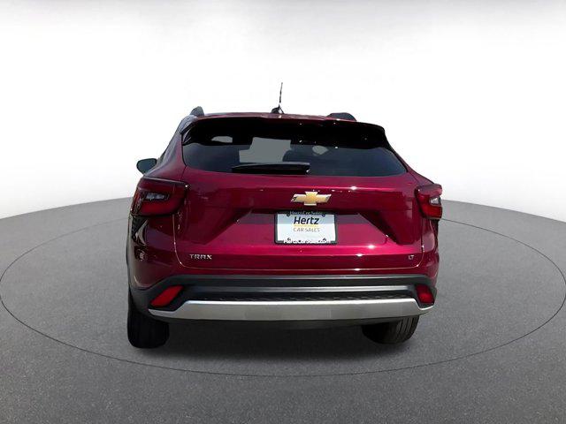 2025 Chevrolet Trax FWD LT