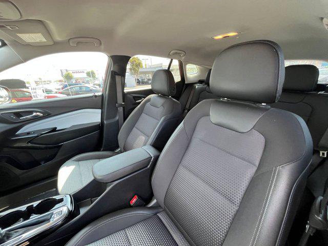 2025 Chevrolet Trax FWD LT
