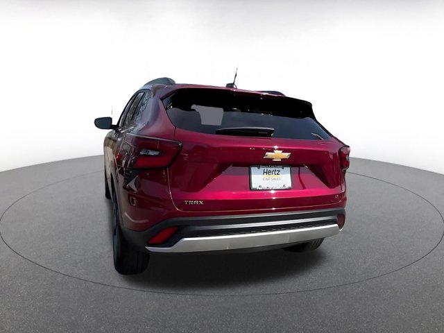 2025 Chevrolet Trax FWD LT