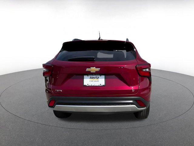 2025 Chevrolet Trax FWD LT