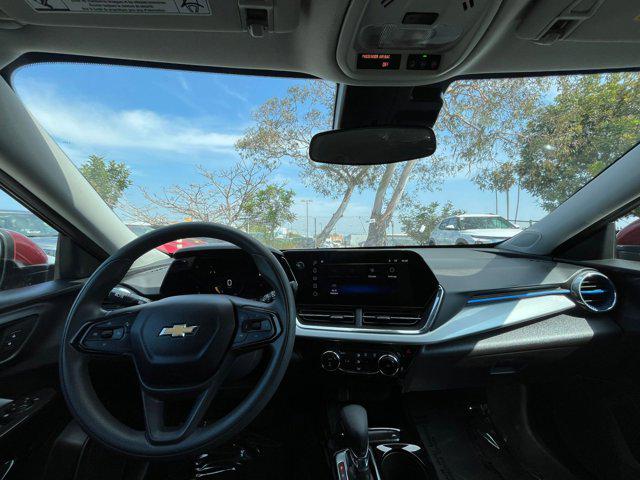 2025 Chevrolet Trax FWD LT