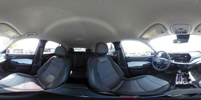 2025 Chevrolet Trax FWD LT