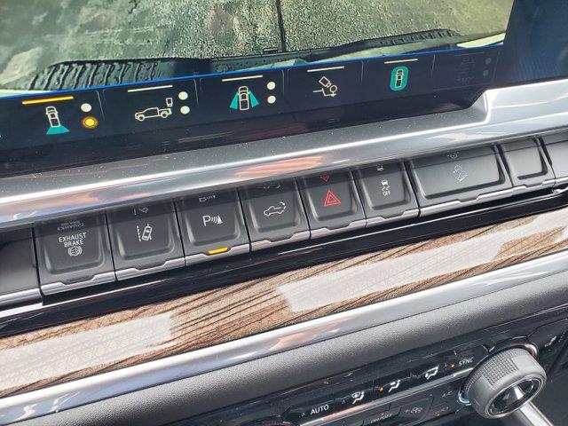 2026 Chevrolet Silverado 2500HD Crew Cab, Standard Bed, LT, 4WD