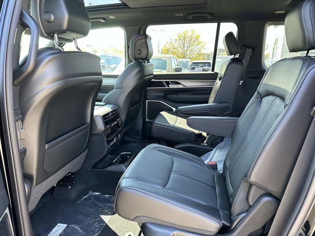 2026 Jeep Grand Wagoneer Upland 4x4