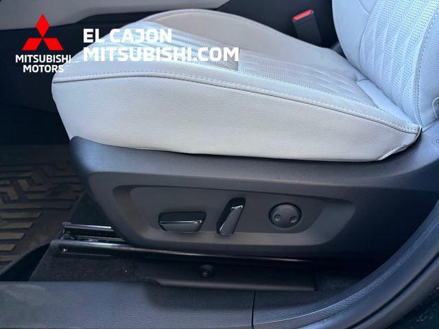 2025 Mitsubishi Outlander Platinum Edition