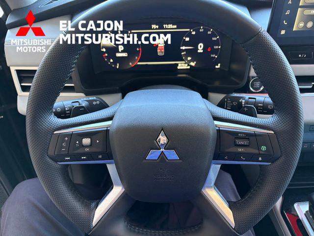 2025 Mitsubishi Outlander Platinum Edition