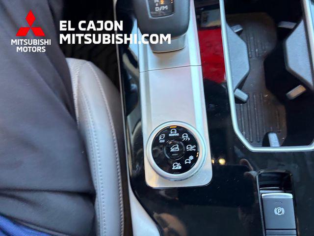 2025 Mitsubishi Outlander Platinum Edition