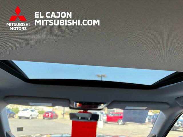 2025 Mitsubishi Outlander Platinum Edition