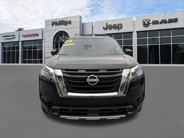 2024 Nissan Pathfinder Platinum FWD