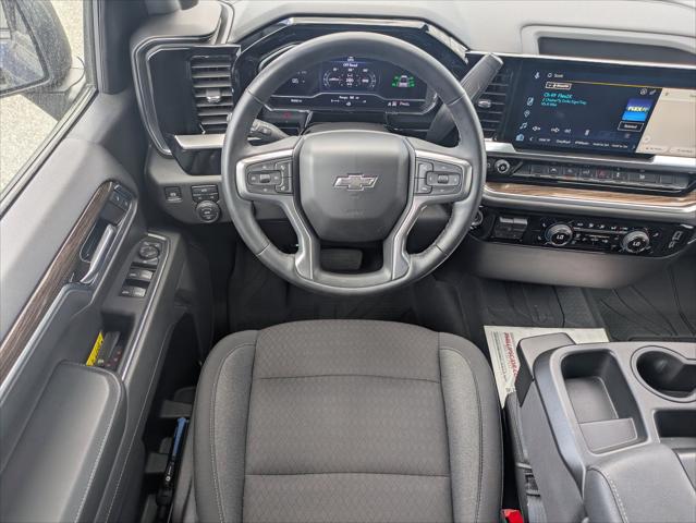 2024 Chevrolet Silverado 1500 4WD Crew Cab Short Bed RST