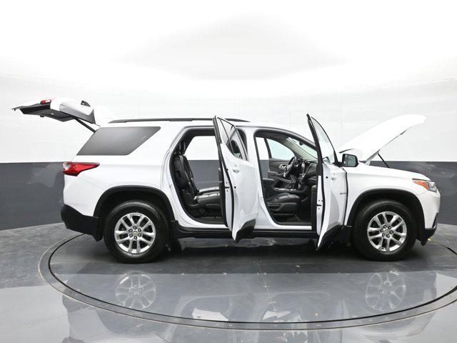 2020 Chevrolet Traverse AWD LT Cloth
