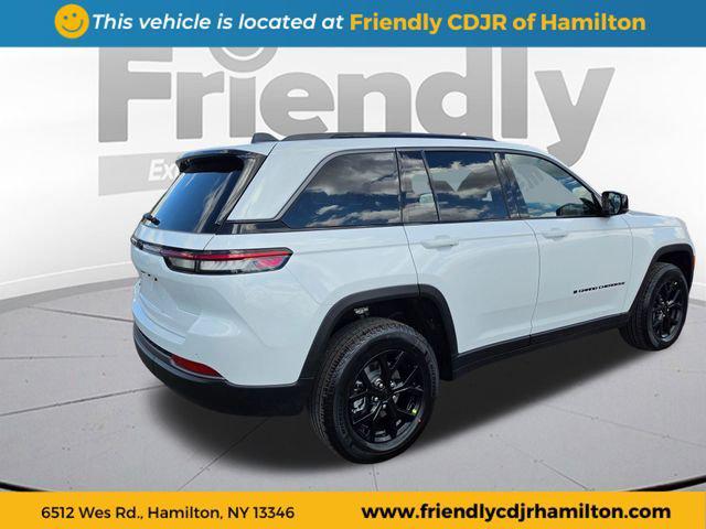 2026 Jeep Grand Cherokee GRAND CHEROKEE LAREDO ALTITUDE 4X4