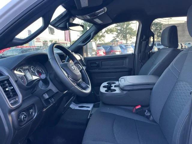 2026 Ram 3500 Tradesman Crew Cab 4x4 8 Box