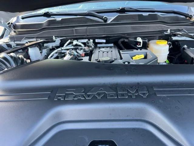 2026 Ram 3500 Tradesman Crew Cab 4x4 8 Box