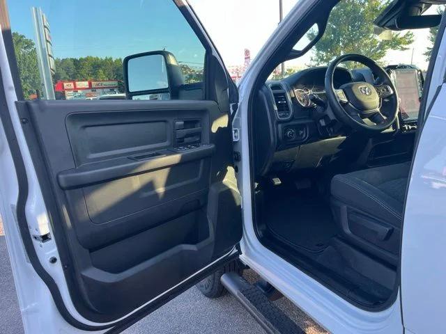 2026 Ram 3500 Tradesman Crew Cab 4x4 8 Box