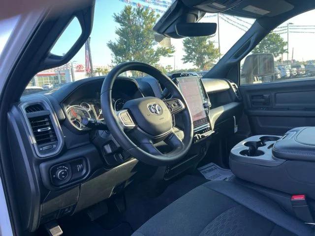 2026 Ram 3500 Tradesman Crew Cab 4x4 8 Box